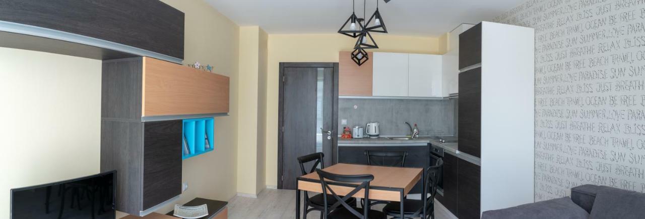 La Familia Apartments 瓦爾納 外观 照片