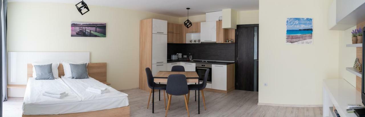 La Familia Apartments 瓦爾納 外观 照片