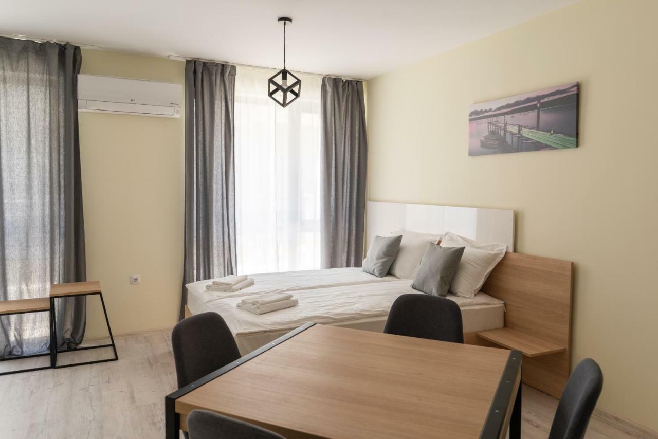 La Familia Apartments 瓦爾納 外观 照片